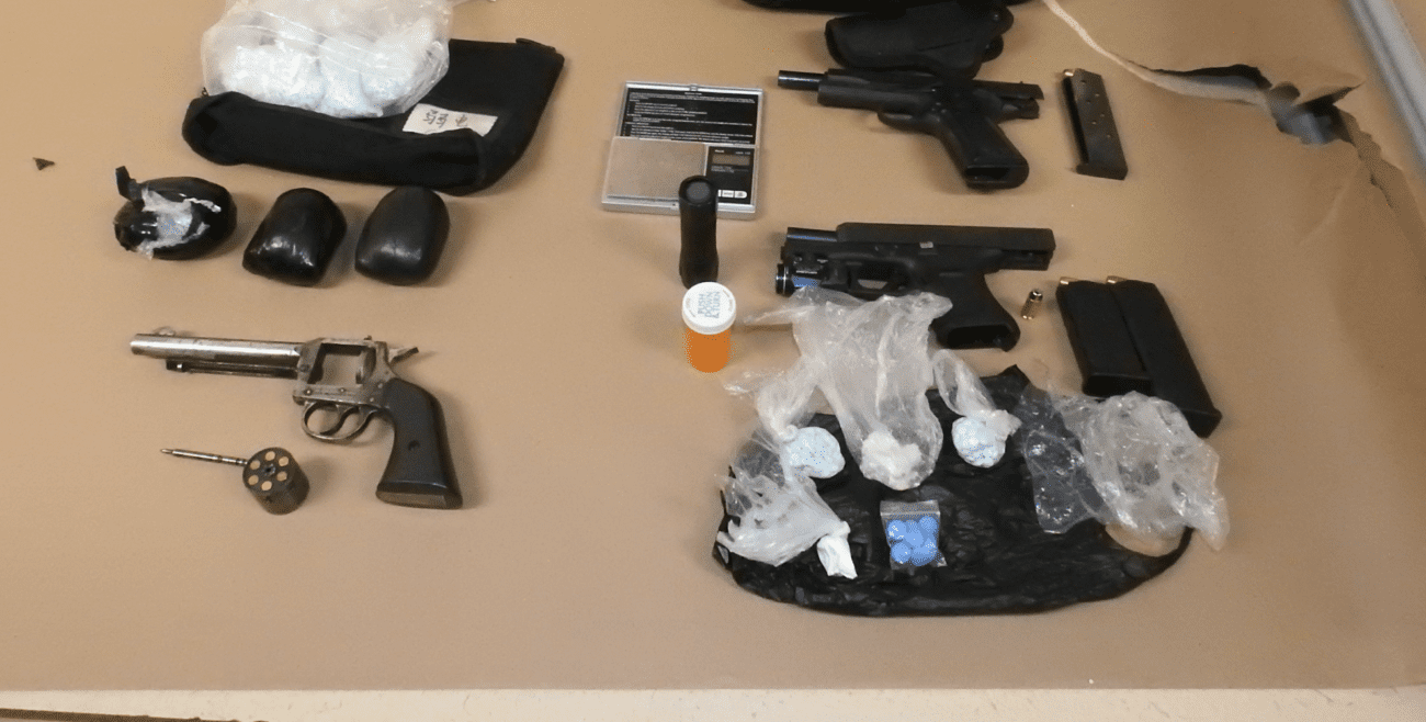 Detectives Seize Pills Guns And Body Armor In South Seattle Narcotics Investigation Spd Blotter